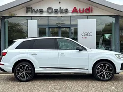 White Used 2022 Audi Q7 Black Edition SUV | £41,990 (Fair price)