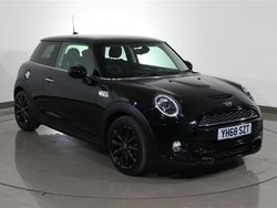 Black Used 2018 Mini Cooper S Hatch Hatchback | £11,600 (Fair price)