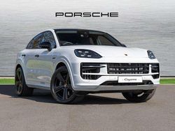 White Used 2025 Porsche Cayenne SUV | £96,940