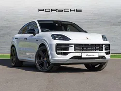 White Used 2025 Porsche Cayenne SUV | £96,940