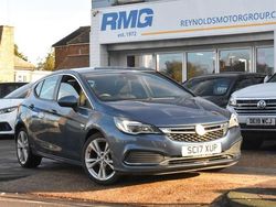 Blue Used 2017 Vauxhall Astra SRi Hatchback | £5,450 (Fair price)