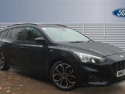 Black Used 2020 Ford Focus ST-Line X Estate | £13,083 (Good price)