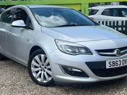 Used 2015 Vauxhall Astra Elite Hatchback | £3,950 (Good price)