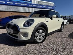 Pepper white Used 2018 Mini Cooper Hatch Hatchback | £8,991 (Good price)