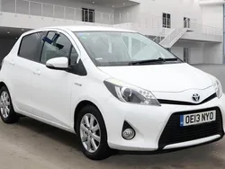 White Used 2013 Toyota Yaris Hybrid T4 Hatchback | £7,480 (Expensive)