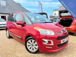 Red Used 2015 Citroën C3 Picasso Exclusive MPV | £5,995 (Fair price)