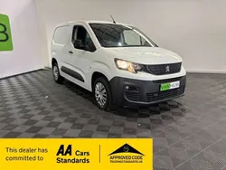 White Used 2022 Peugeot Partner Premium MPV | £9,495 (Fair price)