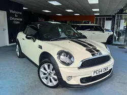 White Used 2014 Mini Cooper S Coupé Coupe | £7,975 (Fair price)