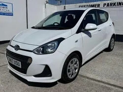 White Used 2017 Hyundai i10 SE Hatchback | £5,495 (Expensive)