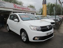 White Used 2017 Dacia Sandero Lauréate Hatchback | £6,495 (Fair price)