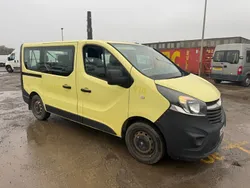 White Used 2016 Vauxhall Vivaro Van | £3,999 (Fair price)