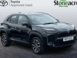 Black Used 2021 Toyota Yaris Cross Design SUV | £18,500 (Good price)