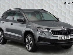 Graphite grey metallic Used 2023 Skoda Karoq SE Drive SUV | £19,848 (Fair price)