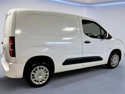 White Used 2021 Vauxhall Combo Sportive MPV | £9,195 (Good price)