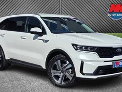 White Used 2020 Kia Sorento 3 SUV | £28,999 (Fair price)