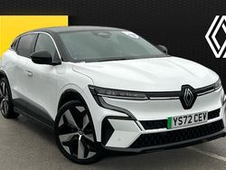 Black Used 2022 Renault Megane E-Tech Techno Hatchback | £18,588 (Fair price)