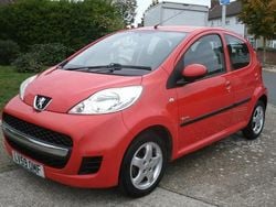 Red Used 2009 Peugeot 107 Hatchback | £1,395 (Good price)