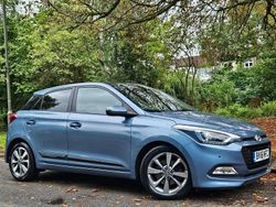 Blue Used 2016 Hyundai i20 Premium SE Hatchback | £6,095 (Fair price)