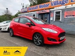 Red Used 2017 Ford Fiesta ST-Line Hatchback | £5,995 (Fair price)