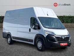 Kaolin white (solid) Used 2024 Vauxhall Movano Van | £20,295 (Fair price)