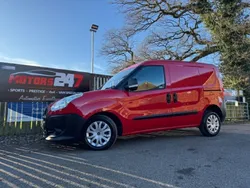 Red Used 2013 Fiat Doblò MPV | £3,995 (Fair price)