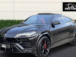 Black Used 2021 Lamborghini Urus SUV | £184,995 (Expensive)