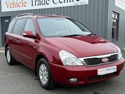 Red Used 2011 Kia Sedona 2 MPV | £5,995