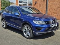 Blue Used 2017 VW Touareg R-line Plus SUV | £14,990 (A bit pricey)