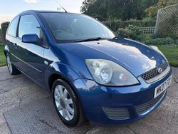 Blue Used 2007 Ford Fiesta Hatchback | £1,500 (Fair price)