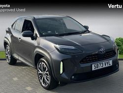 Used 2025 Toyota Yaris Hybrid Estate | £21,970 (Fair price)