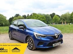 Blue Used 2023 Renault Clio V Evolution Hatchback | £13,000 (Good price)