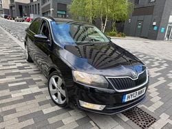 Black Used 2013 Skoda Rapid Elegance Hatchback | £2,650 (Fair price)