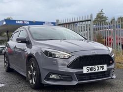 Grey Used 2016 Ford Focus ST Hatchback | £10,995 (Fair price)