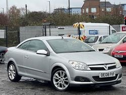 Silver Used 2008 Vauxhall Astra Cabriolet Design Edition Cabriolet | £1,495 (Fair price)
