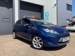 Blue Used 2009 Ford Fiesta Style Hatchback | £2,790 (Fair price)