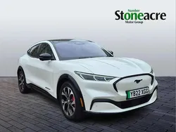 White Used 2022 Ford Mustang Mach-E Extended Range SUV | £27,600 (Fair price)