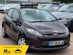Red Used 2010 Ford Fiesta Hatchback | £3,775 (Fair price)