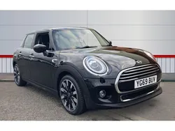 Black Used 2019 Mini Cooper Exclusive Hatchback | £14,318 (A bit pricey)
