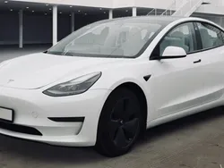 White Used 2021 Tesla Model 3 Long Range Sedan | £16,095 (Fair price)