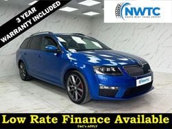 Blue Used 2015 Skoda Octavia vRS Estate | £10,395 (Fair price)