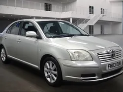 Silver Used 2003 Toyota Avensis T3 Hatchback | £2,750 (Fair price)