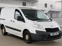 White Used 2016 Peugeot Expert Van | £7,450 (Good price)