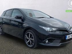 Black Used 2018 Toyota Auris Hybrid Design Hatchback | £14,199 (Fair price)