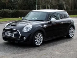 Black Used 2016 Mini Cooper SD Hatch Hatchback | £8,750 (Good price)