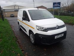 White Used 2022 Citroën Berlingo | £7,995 (Good price)