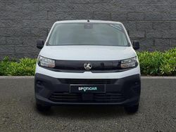 White Used 2024 Vauxhall Combo S Van | £15,995 (A bit pricey)