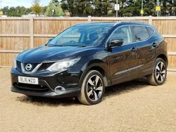 Black Used 2016 Nissan Qashqai N-Connecta SUV | £7,200 (Good price)