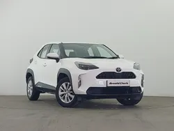 White Used 2023 Toyota Yaris Hybrid Estate | £18,998 (Good price)