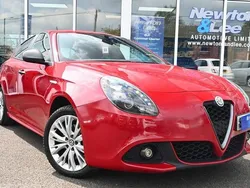 Red Used 2016 Alfa Romeo Giulietta Super Hatchback | £6,200 (Fair price)