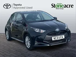 Black Used 2021 Toyota Yaris Hybrid Hatchback | £14,500 (Good price)